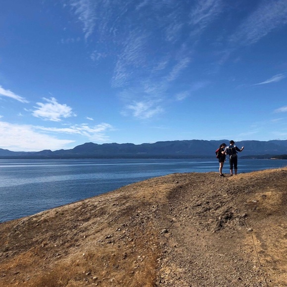 Meet your Posher, Chloé - Picture 2 of 3